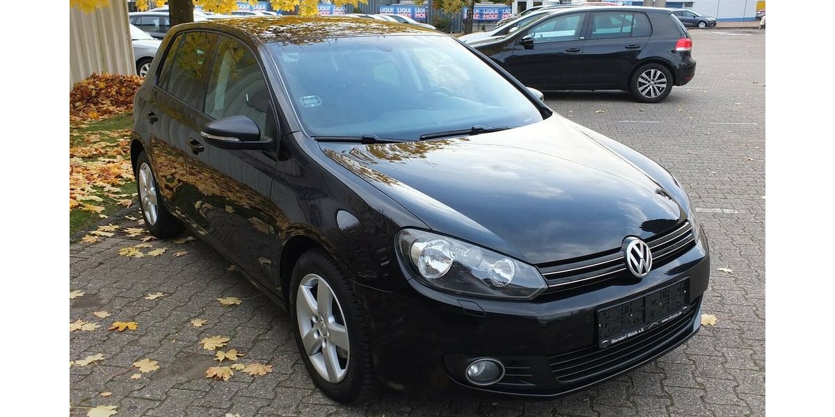 VW Golf 1.6TDi TEAM KLIMAAUTOMATIK 5-türig 159.855 km 6.498 &euro; Köln 50858
