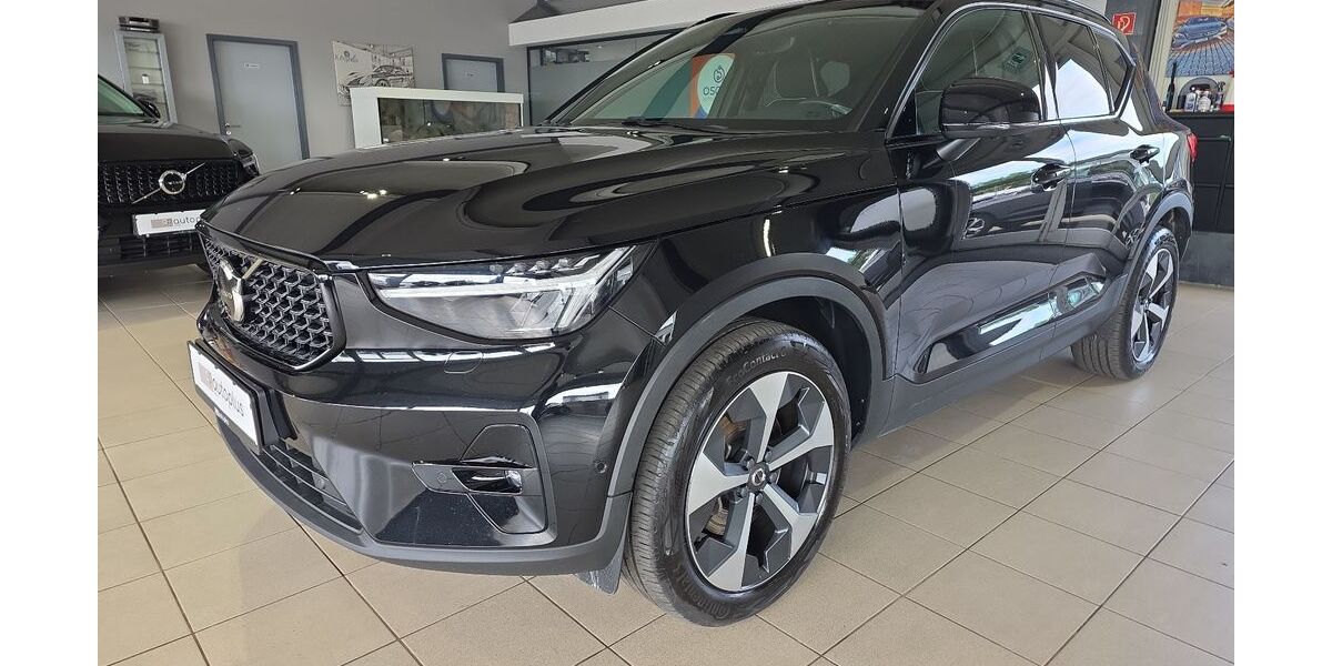 Volvo XC40 82.191 km 27.950 &euro; Bergheim 50126