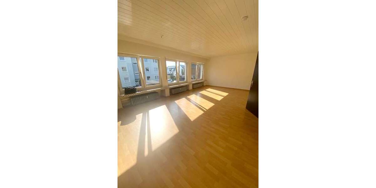 Etagenwohnung Köln Rodenkirchen - 3 Zimmer, 88 m&sup2;, 775&euro; | Angebot:26042325