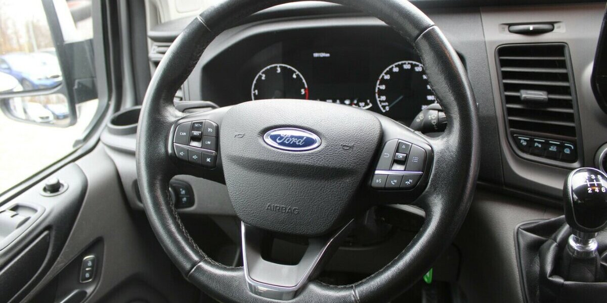 Ford Transit Custom 320 L1H1 Neuer Motor 191.124 km 18.980 &euro; Euskirchen 53881