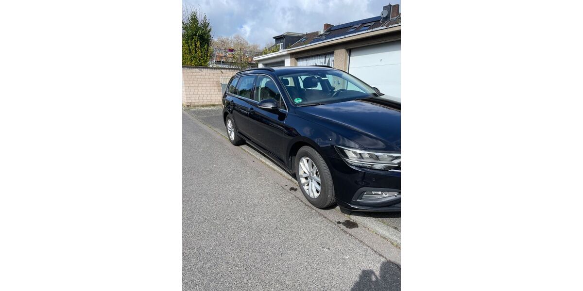 VW Passat Variant 180.000 km 12.800 &euro; Köln 50737