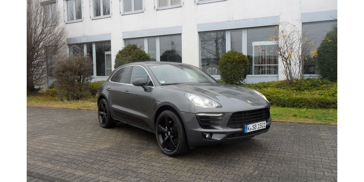 Porsche Macan 51.250 km 36.900 &euro; Pulheim-Brauweiler bei Köln 50259