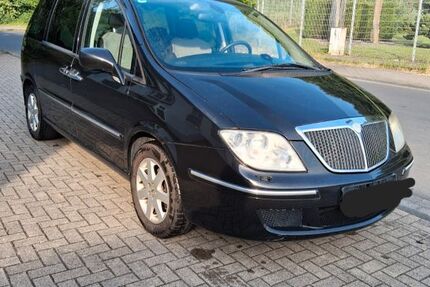 Lancia Phedra 208.000 km 1.600 &euro; Köln 51103