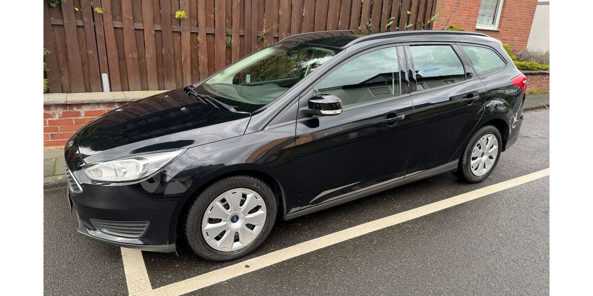 Ford Focus 115.000 km 6.900 &euro; Erftstadt 50374
