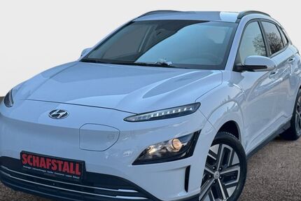 Hyundai KONA 27.863 km 17.479 &euro; Elsdorf (bei Köln) 50189