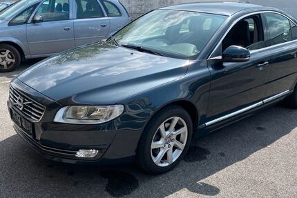 Volvo S80 166.000 km 12.900 &euro; Monheim 40789