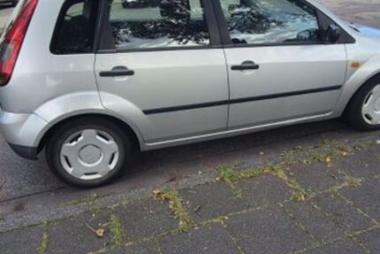 Ford Fiesta 293.000 km 1.350 &euro; Bergheim 50127