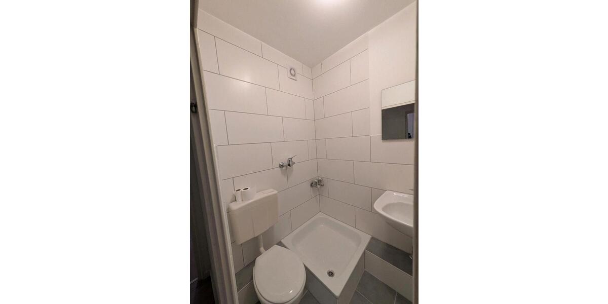 Hochparterre Köln Porz - 2 Zimmer, 57 m&sup2;, 180.000&euro; | Angebot:25309573