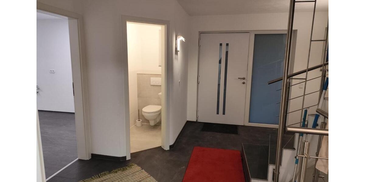 Einfamilienhaus Düren Rölsdorf - 7 Zimmer, 261 m&sup2;, 520.000&euro; | Angebot:25953421