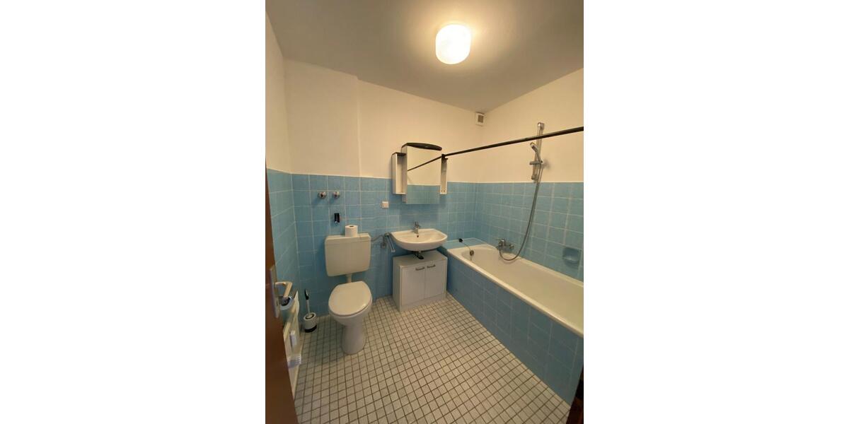 Etagenwohnung Niederkassel - 1 Zimmer, 33 m&sup2;, 430&euro; | Angebot:25933245