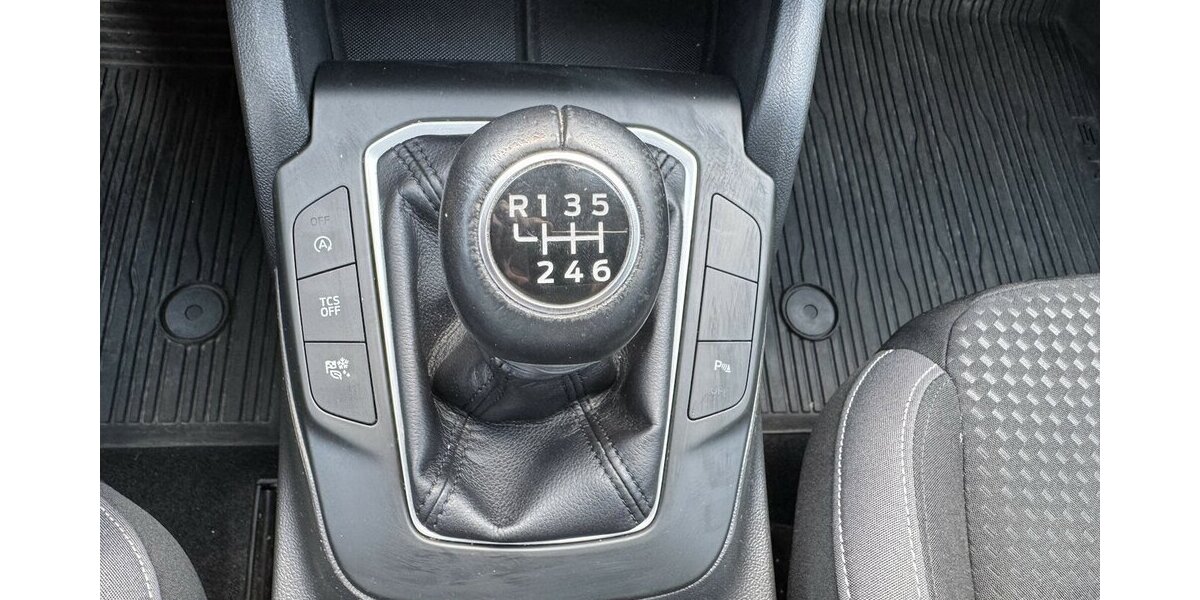 Ford Focus Navi Temp Sth Spurh CarPlay 5xServ GARANTIE 30.000 km 14.900 &euro; Erftstadt 50374