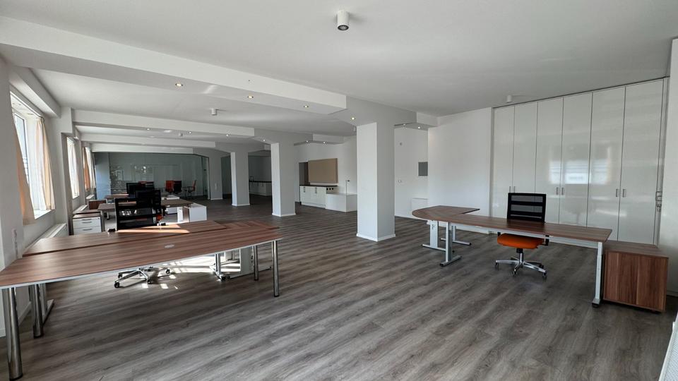 Gewerbeobjekt Monheim am Rhein - 3.580&euro; | Angebot:25055107