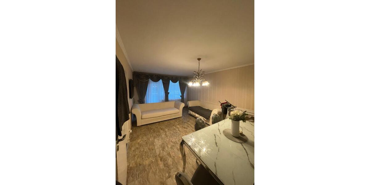 Etagenwohnung Köln Porz - 3 Zimmer, 79 m&sup2;, 240.000&euro; | Angebot:25642572