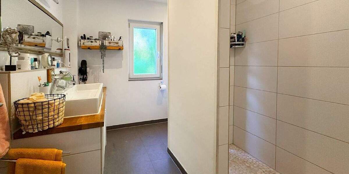 Einfamilienhaus Niederkassel Rheidt - 4 Zimmer, 150 m&sup2;, 548.000&euro; | Angebot:25749392