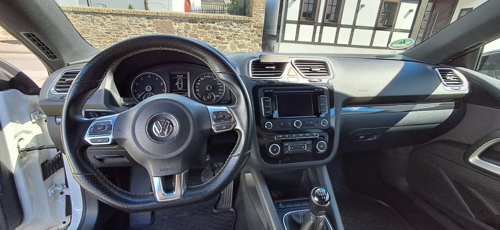 VW Scirocco 133.600 km 7.100 &euro; Euskirchen 53879