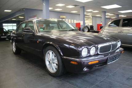 Jaguar XJ 142.800 km 11.980 &euro; Euskirchen-Flamersheim 53881