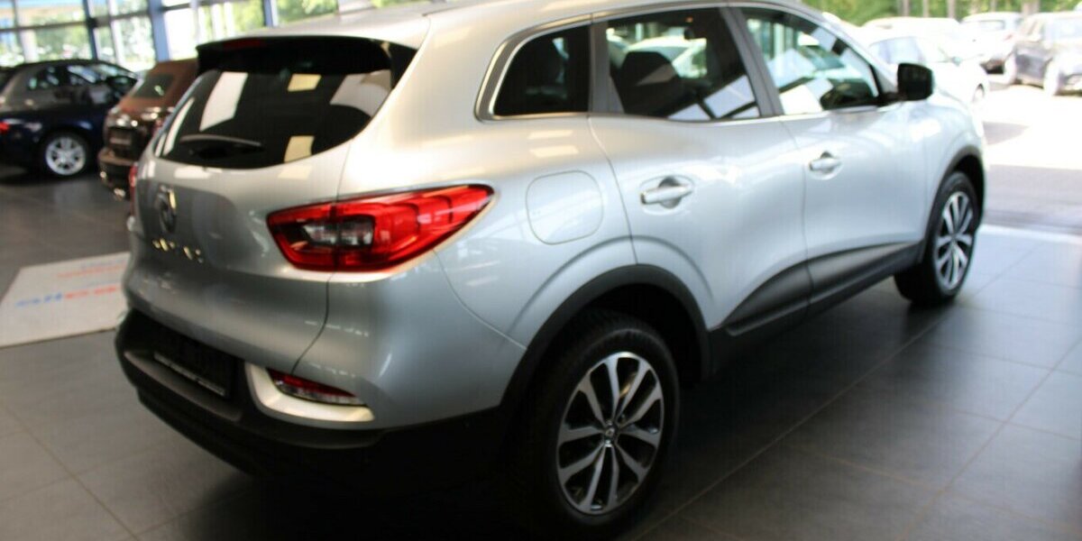 Renault Kadjar TCe 140 GPF ZEN 49.435 km 16.980 &euro; Euskirchen 53881