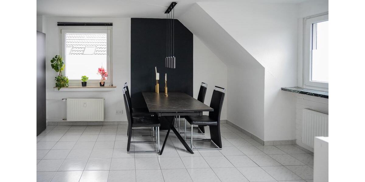 Etagenwohnung Köln Porz - 4 Zimmer, 120 m&sup2;, 1.450&euro; | Angebot:25542428
