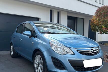 Opel Corsa 23.000 km 9.750 &euro; Köln 50670