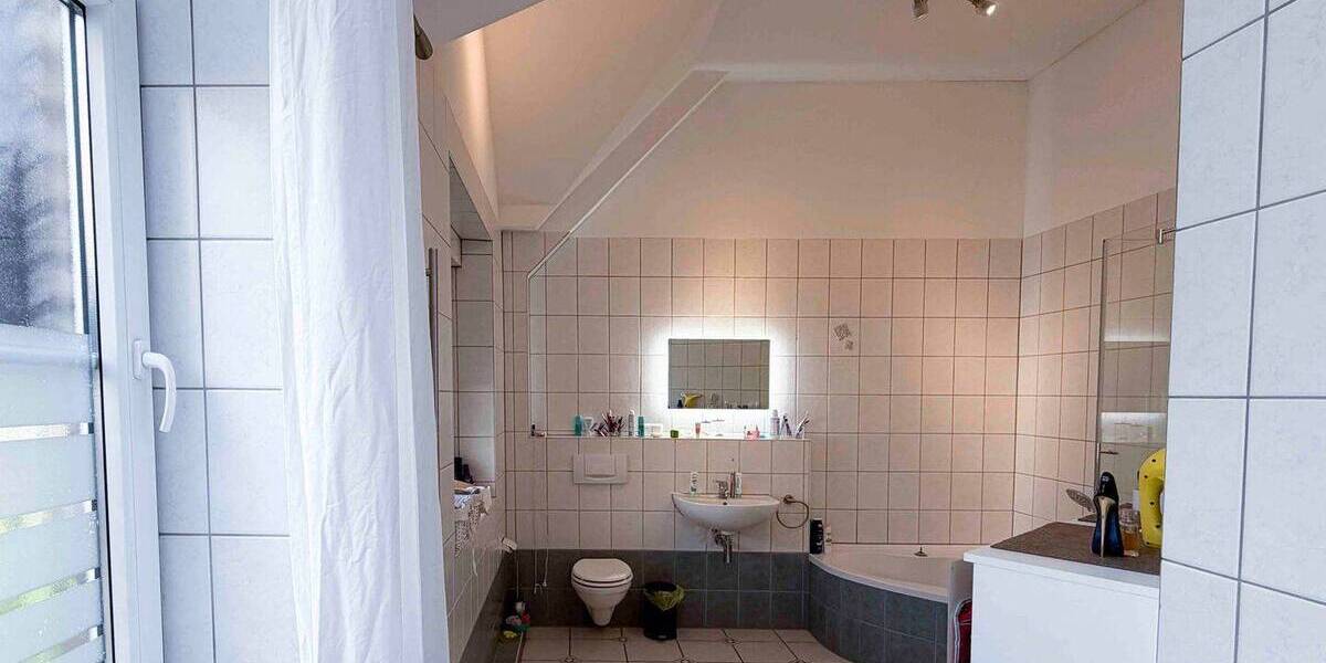 Reihenmittelhaus Bergheim Rheidt - 4 Zimmer, 147 m&sup2;, 399.000&euro; | Angebot:26081199