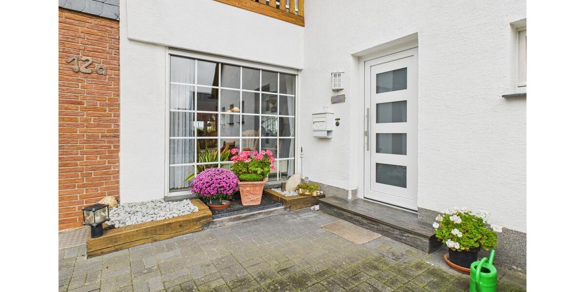 Einfamilienhaus Zülpich - 3 Zimmer, 140 m&sup2;, 1.395&euro; | Angebot:25884893