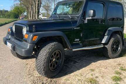 Jeep Wrangler 367.000 km 10.700 &euro; Zülpich, Stadt 53909