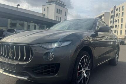 Maserati Levante 70.900 km 35.280 &euro; Köln 50829