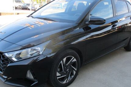 Hyundai i20 46.919 km 13.270 &euro; Köln 51105