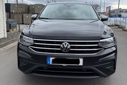 VW Tiguan Allspace 45.000 km 32.900 &euro; Köln 50829