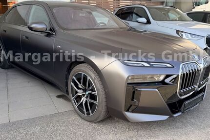 BMW 750 15.800 km 101.300 &euro; Köln Rodenkirchen 50996