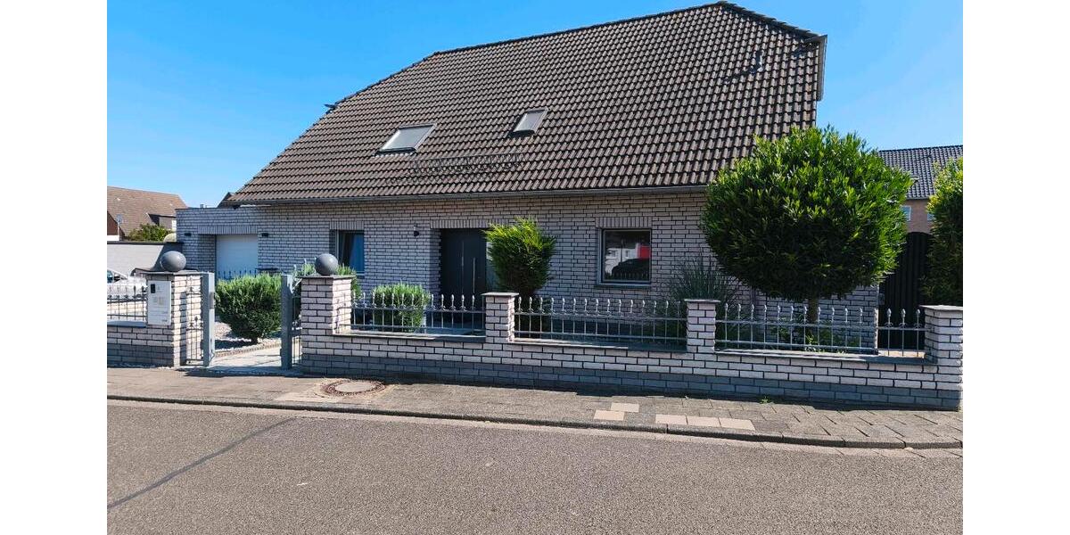 Einfamilienhaus Elsdorf - 5 Zimmer, 163 m&sup2;, 455.000&euro; | Angebot:27096801