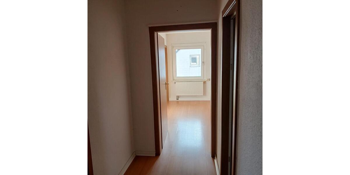 Dachgeschoßwohnung Köln Kalk - 3 Zimmer, 45 m&sup2;, 700&euro; | Angebot:25340193