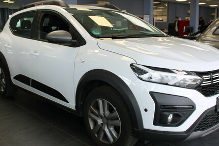 Dacia Sandero Stepway TCe 90 CVT Expression 54.314 km 13.980 &euro; Euskirchen 53881