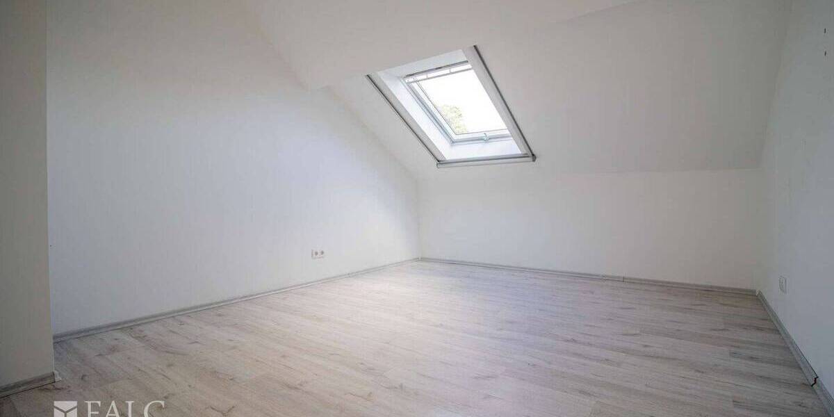 Einfamilienhaus Inden Frenz - 1 Zimmer, 212 m&sup2;, 299.000&euro; | Angebot:26487983