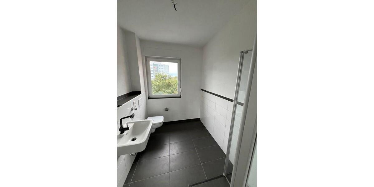 Etagenwohnung Grevenbroich - 2 Zimmer, 75 m&sup2;, 861&euro; | Angebot:22209753