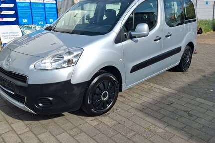 Peugeot Partner 200.000 km 3.995 &euro; Köln 51107