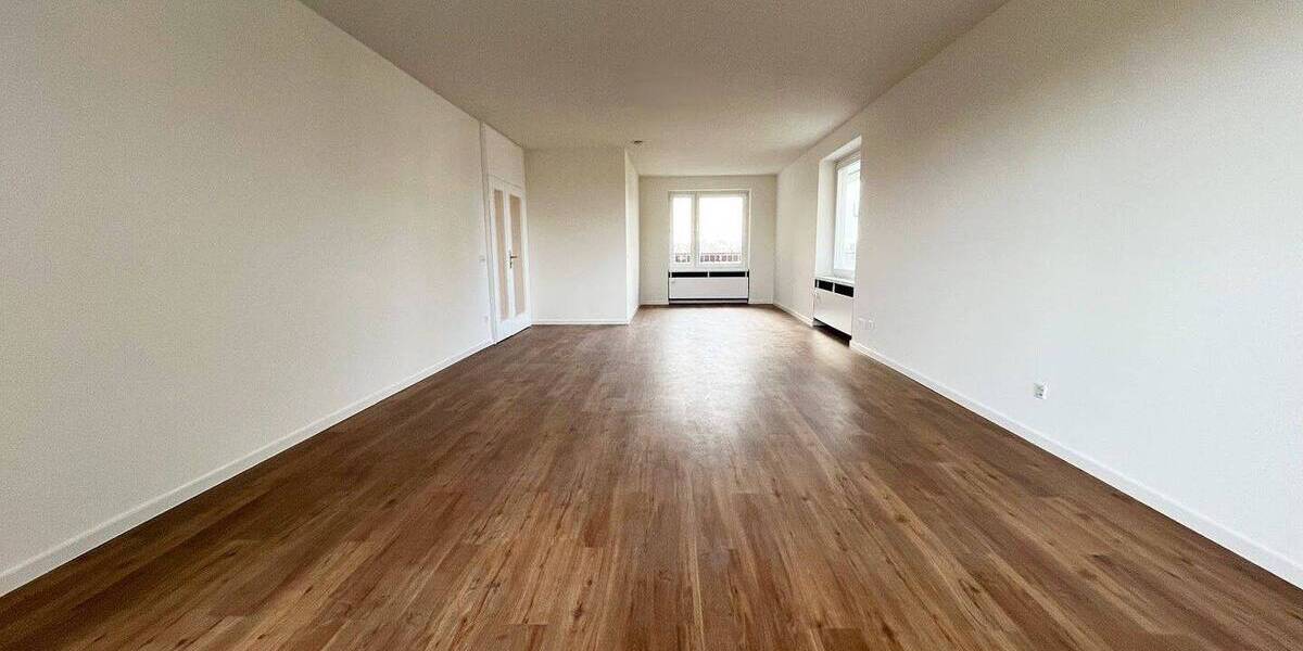 Etagenwohnung Köln Bayenthal - 4 Zimmer, 140 m&sup2;, 2.100&euro; | Angebot:26833510