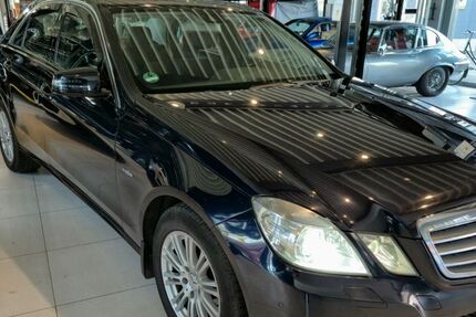 Mercedes-Benz E 220 268.000 km 5.950 &euro; Brühl 50321