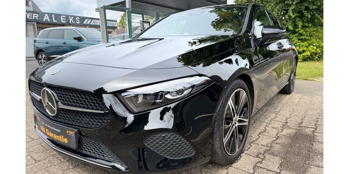 Mercedes-Benz A 180 104.973 km 17.930 &euro; Kerpen 50171