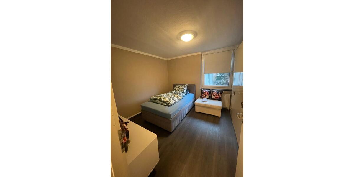 Etagenwohnung Köln Porz - 3 Zimmer, 79 m&sup2;, 240.000&euro; | Angebot:25642572