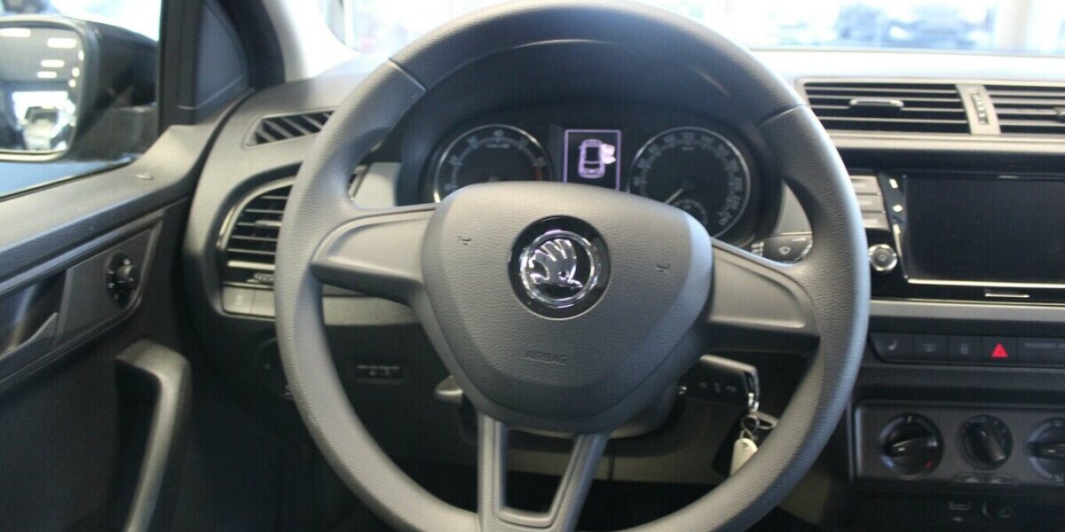 Skoda Fabia 1.0 MPI Cool Plus 59.998 km 10.780 &euro; Euskirchen 53881