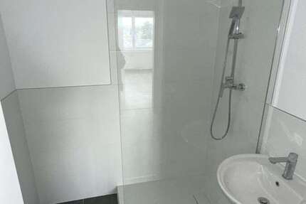 Wohnung Pulheim - 3 Zimmer, 74 m&sup2;, 240.000&euro; | Angebot:24941326