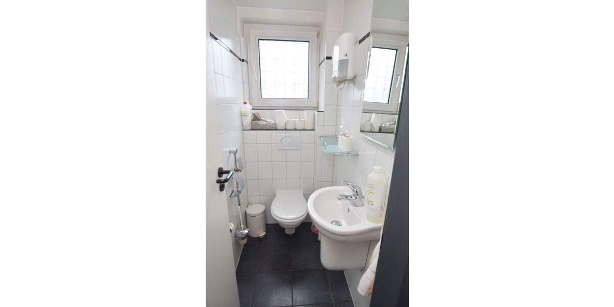 Gewerbeobjekt Wesseling - 2 Zimmer, 71 m&sup2;, 860&euro; | Angebot:25709874