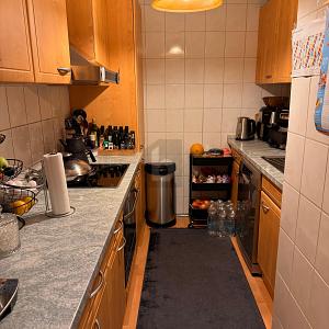 LICHTDURCHFLUTETES ZUHAUSE MIT BALKON + WEITBLICK - Etagenwohnung Köln Rodenkirchen | Angebot:25837325