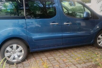Citroen Berlingo 160.000 km 7.600 &euro; Köln 50825