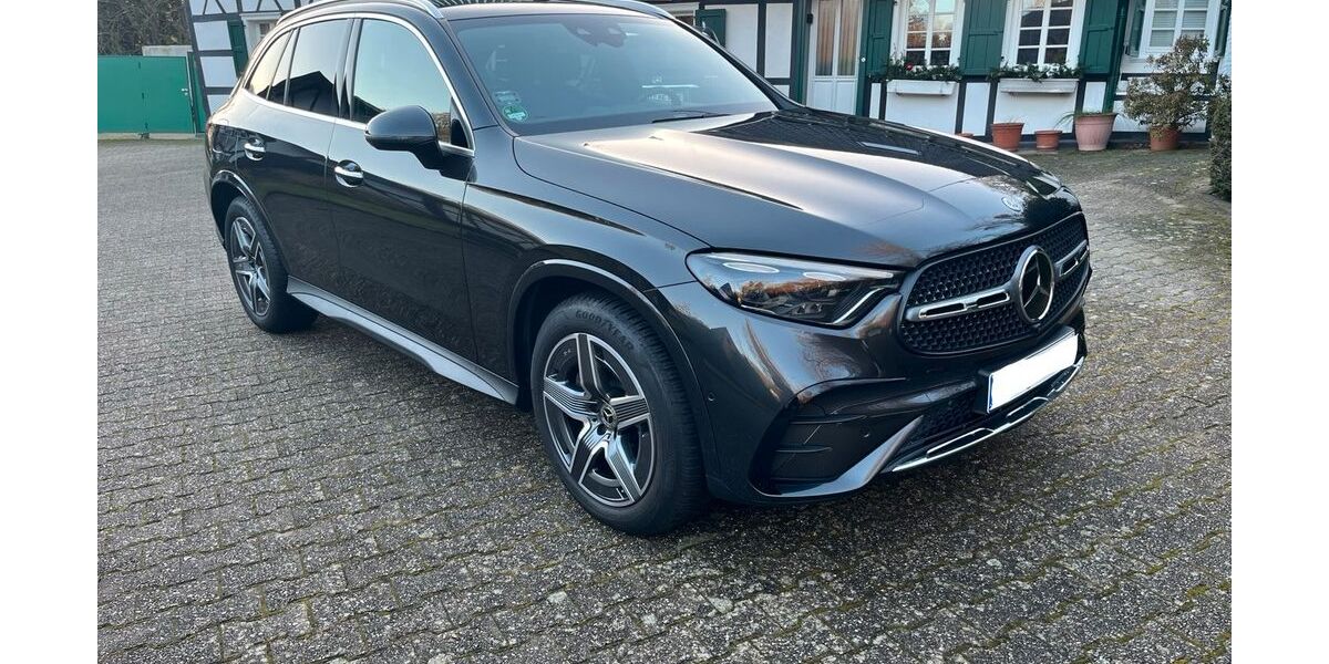 Mercedes-Benz GLC 300 32.500 km 53.000 &euro; Leverkusen 51381