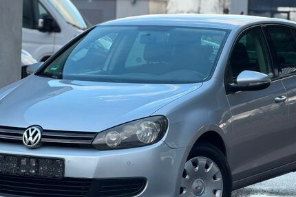 VW Golf 160.000 km 4.900 &euro; Euskirchen 53881