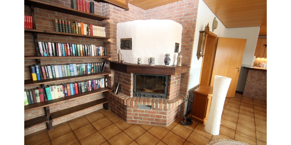 Mit 3D: Mehr Raum fürs Leben – gepflegtes Ein- Zweifamilienhaus mit vielseitigem Platzangebot in Wesseling - Einfamilienhaus Wesseling | Angebot:27350959