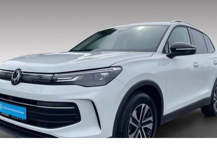 VW Tiguan 4.889 km 33.900 &euro; Bornheim 53332