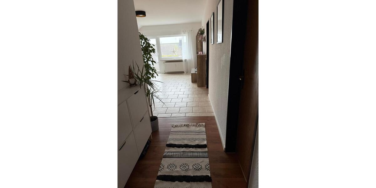 Dachgeschoßwohnung Euskirchen - 1 Zimmer, 50 m&sup2;, 450&euro; | Angebot:25657873